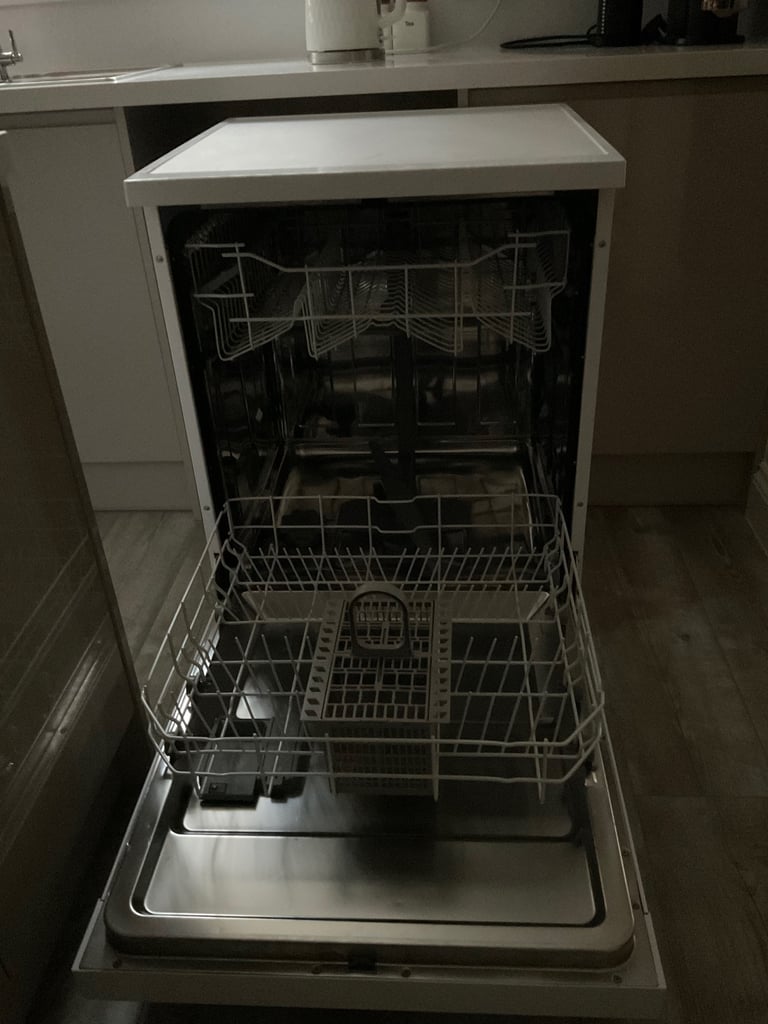 Freestanding Dishwasher