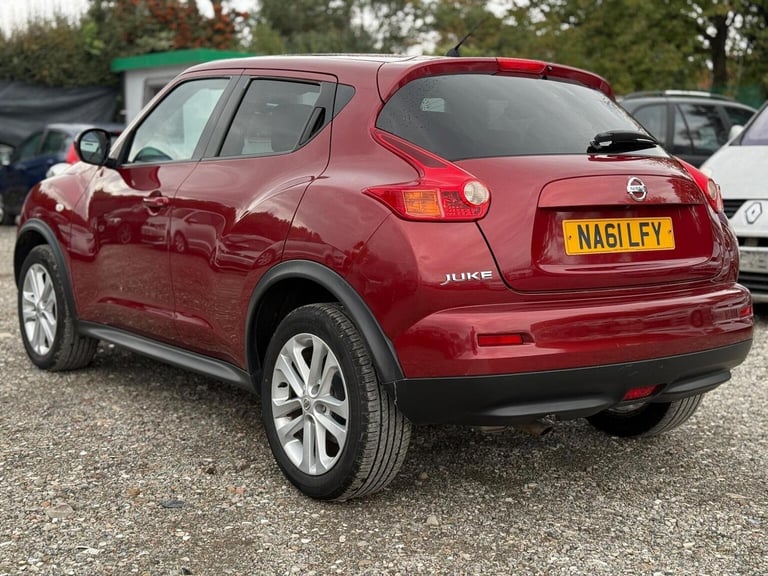 NISSAN JUKE 1.6 Acenta Premium Euro 5 5dr 2011
