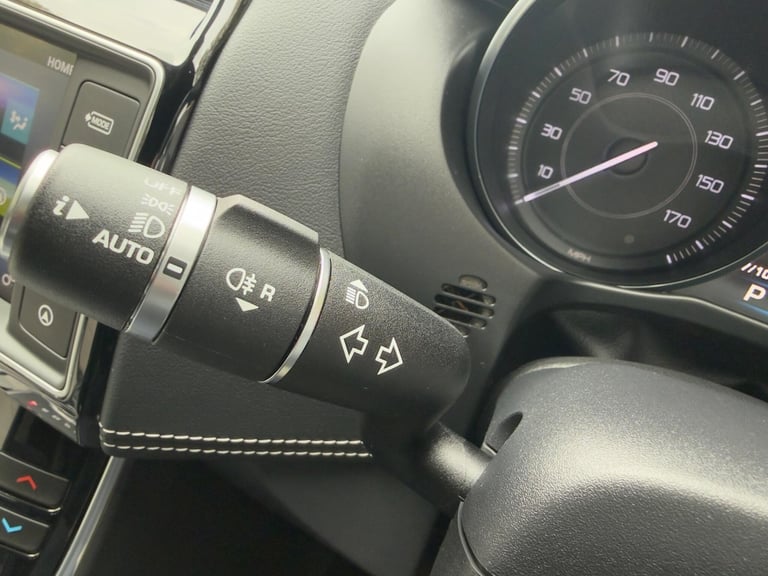 2016 Jaguar XE 2.0d R-Sport Auto Euro 6 (s/s) 4dr SALOON Diesel Automatic