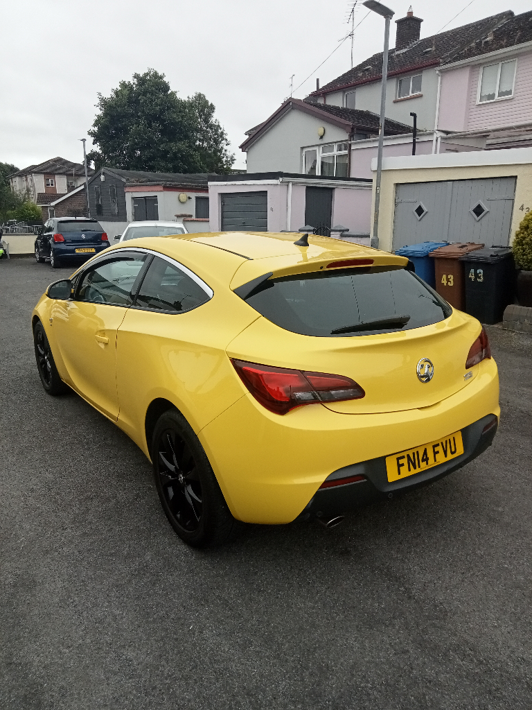 Vauxhall, ASTRA GTC, Hatchback, 2014, Manual, 1598 (cc), 3 doors