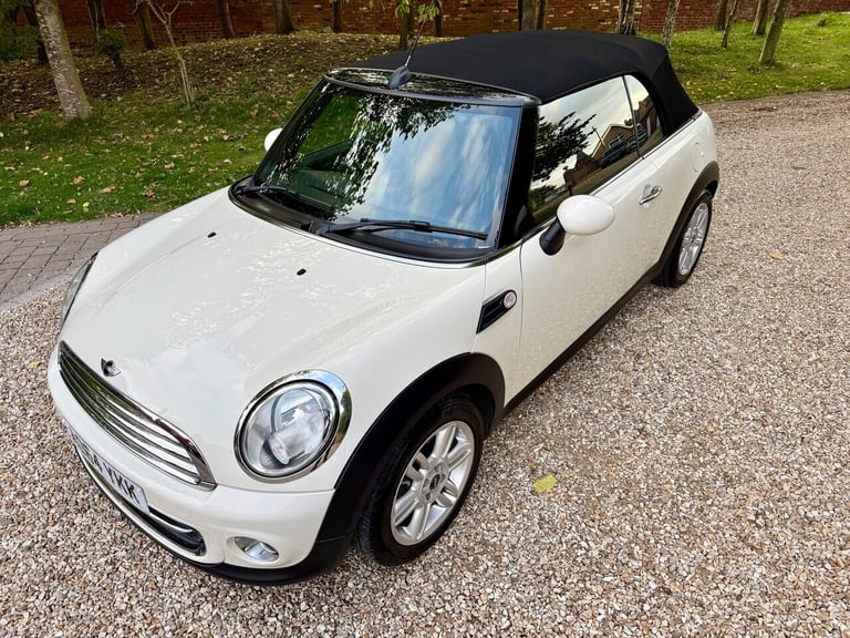 2014 MINI Convertible 1.6 Cooper 2dr CONVERTIBLE PETROL Manual