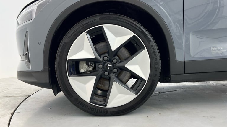 2022 Polestar Polestar 2 Long range Dual motor - Pilot Lite Hatchback Electric Automatic