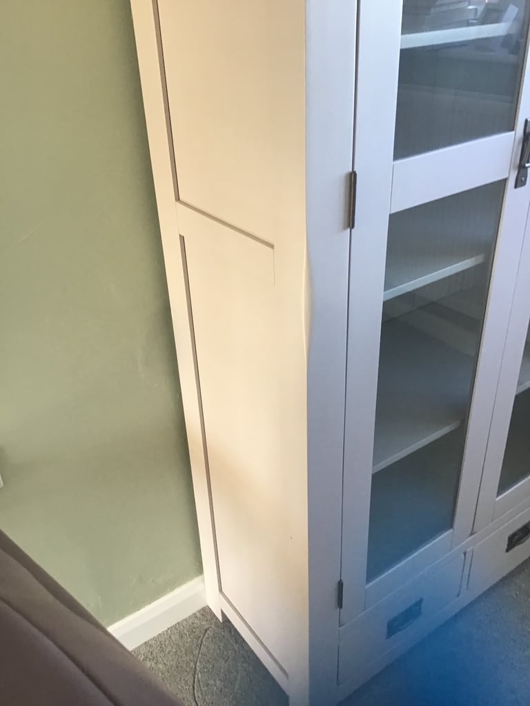 Display/ bookcase cabinet