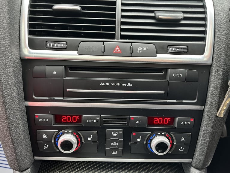 AUDI Q7 3.0 TDI V6 S line Plus 2012