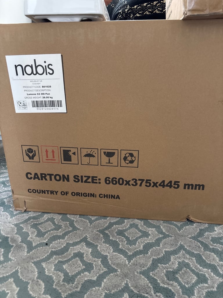 Toilet inclusive cistern lid etc