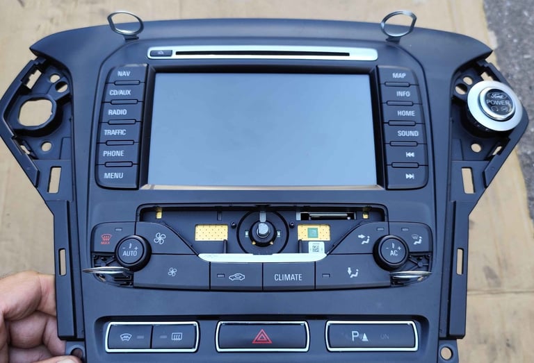  Ford Mondeo MK4 Control Unit 2010-2014 + Sd Card Maps + the four buttons at the bottom  £90