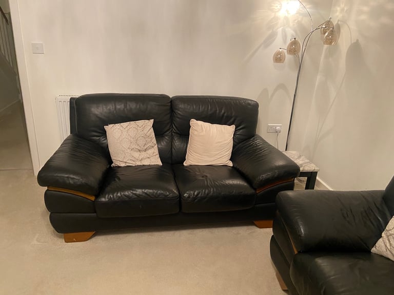 Black leather 3 piece sofa