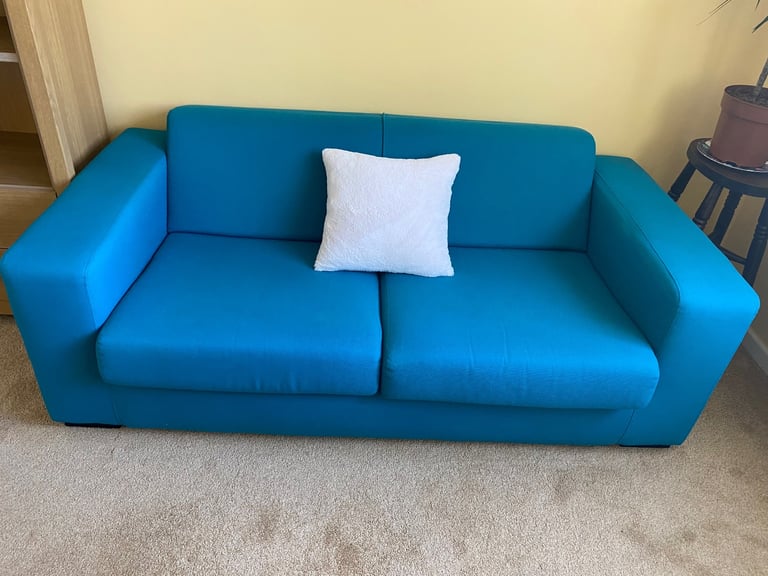 2 SEATER SOFA VGC - DELIVERY AVAILABLE 
