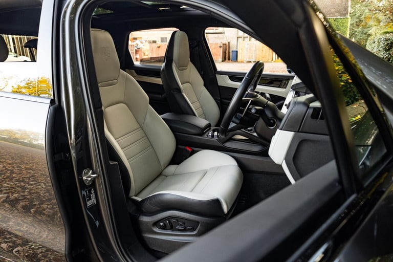 2023 Porsche Cayenne 3.0 V6 E-Hybrid 25.9kWh TiptronicS 4WD Euro 6 (s/s) 5dr ESTATE Petrol/Electr...