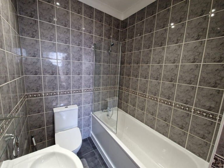  🏡  Available In Archway  🏡 