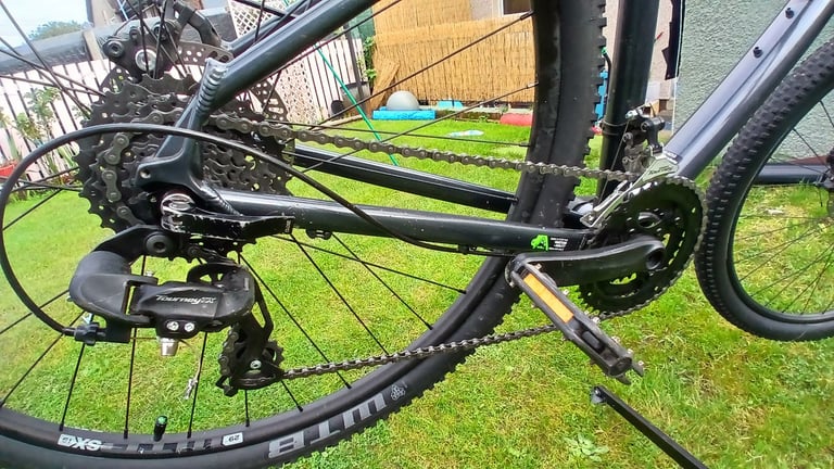 Hardtail Cannondale trail bike