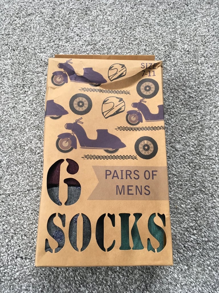 Men’s socks. 