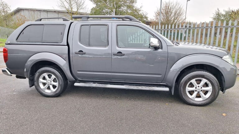 NISSAN NAVARA 2.5 dCi Tekna 2016