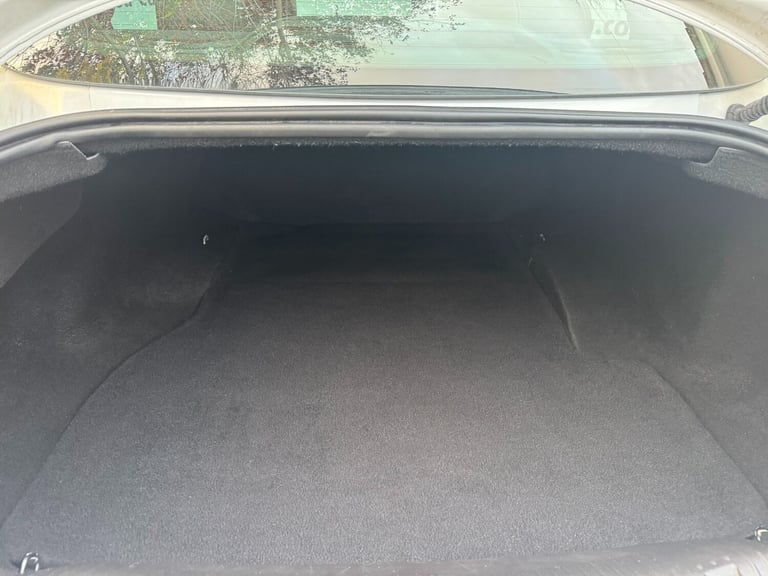 2015 Jaguar XF 2.2d R-Sport Black 4dr Auto SALOON Diesel Automatic