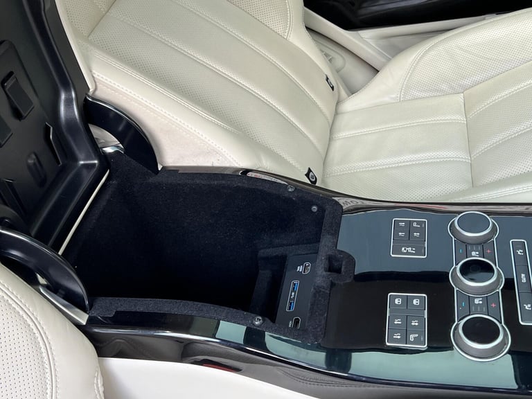 2017 Land Rover Range Rover 4.4 SD V8 Autobiography Auto 4WD Euro 6 (s/s) 5dr LWB ESTATE Diesel A...