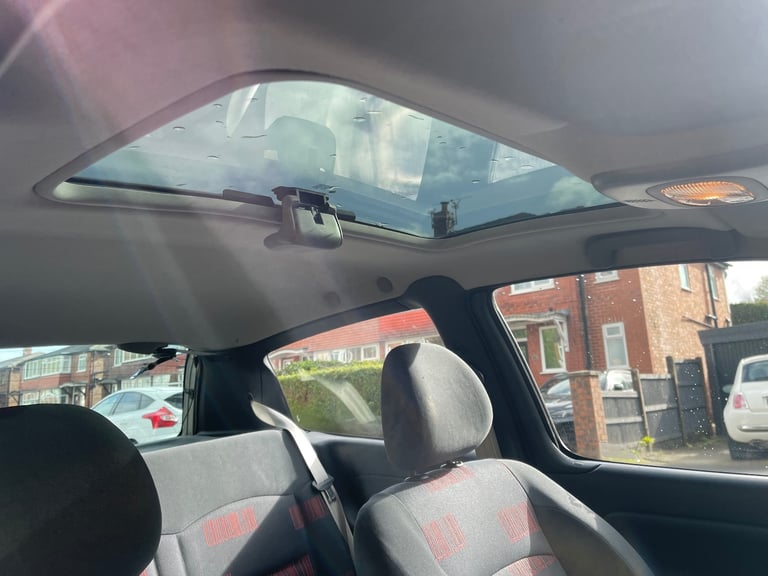 Renault, CLIO, Hatchback, 2004, Manual, 1461 (cc), 3 doors