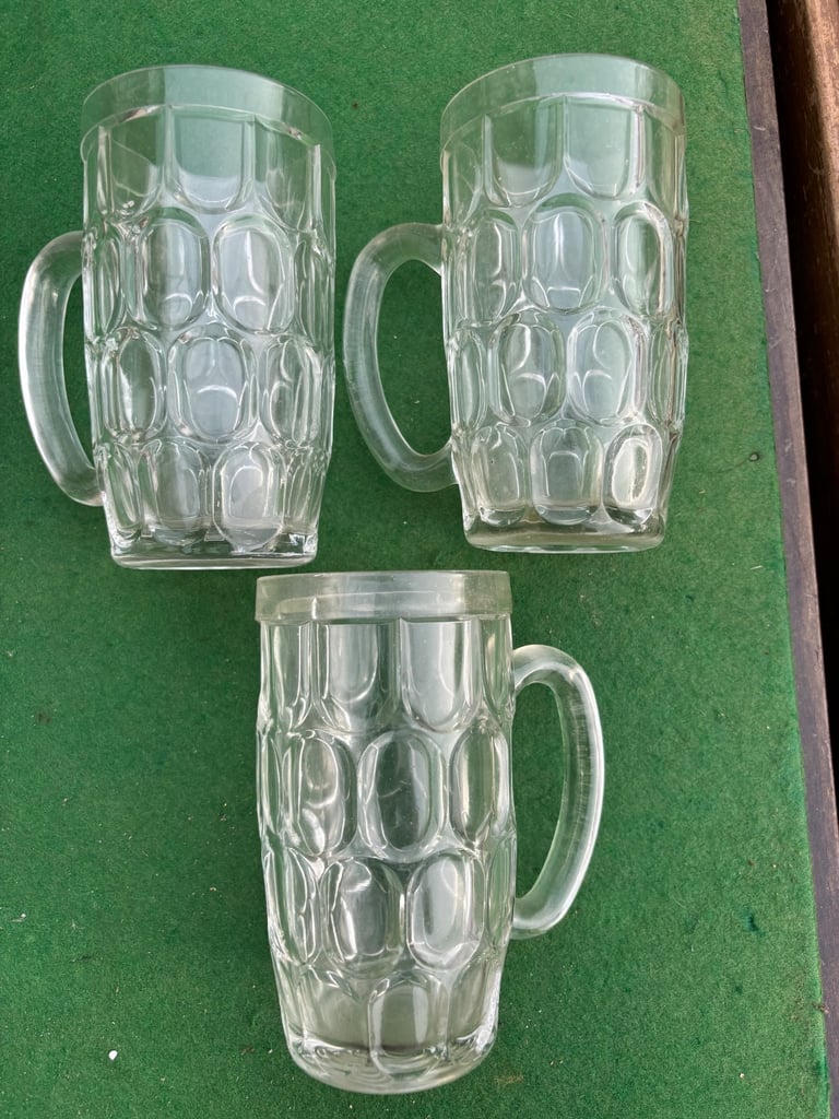 Mixed lot of half pint handled glasses some vintage 