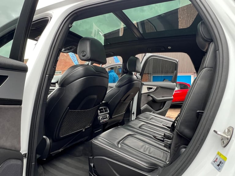 2015 Audi Q7 3.0 TDI V6 S line SUV 5dr Diesel Tiptronic quattro Euro 6 (s/s) (272 ps) ESTATE Dies...