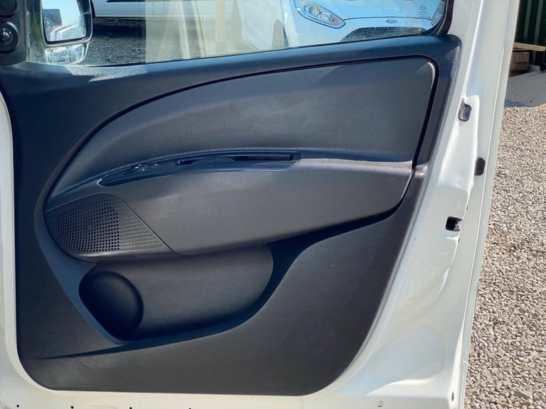 2015 Fiat Doblo 1.3 JTD MultiJetII 16v SX Tecnico L1 H1 4dr PANEL VAN Diesel Manual