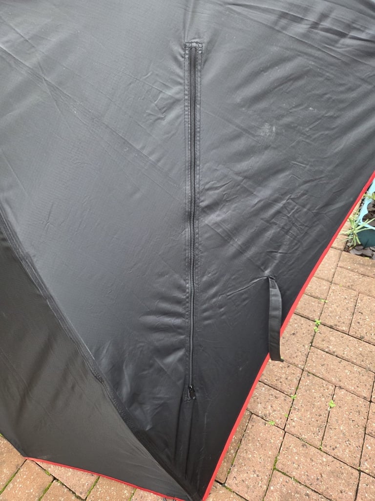 Diawa Level Pegger Large Fishing Umbrella w/ Bag