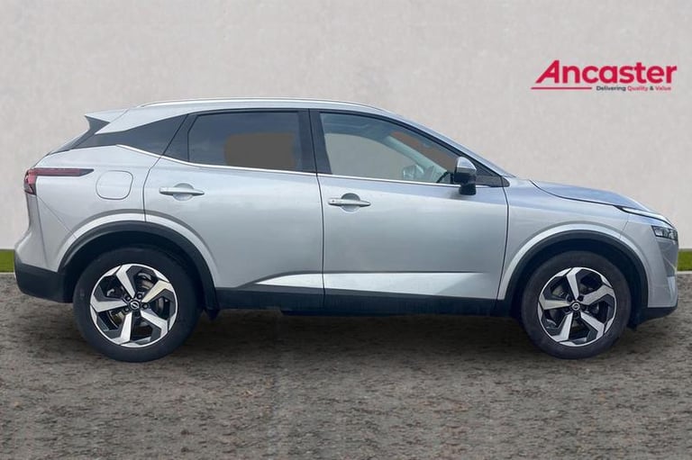 2021 Nissan Qashqai 1.3 DiG-T MH N-Connecta [Glass Roof] 5dr Manual Hatchback Petrol Manual