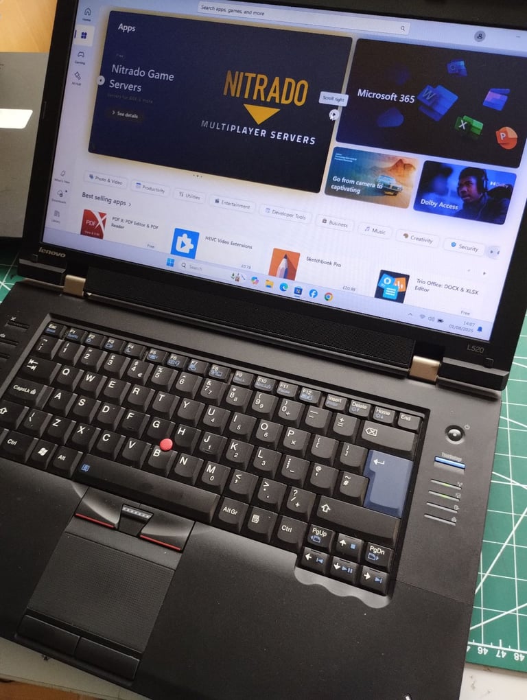 Lenovo Laptop. Windows 11, FULL MS OFFICE, 8GB RAM, 128GB SSD,DVD, Delivery.  Big screen