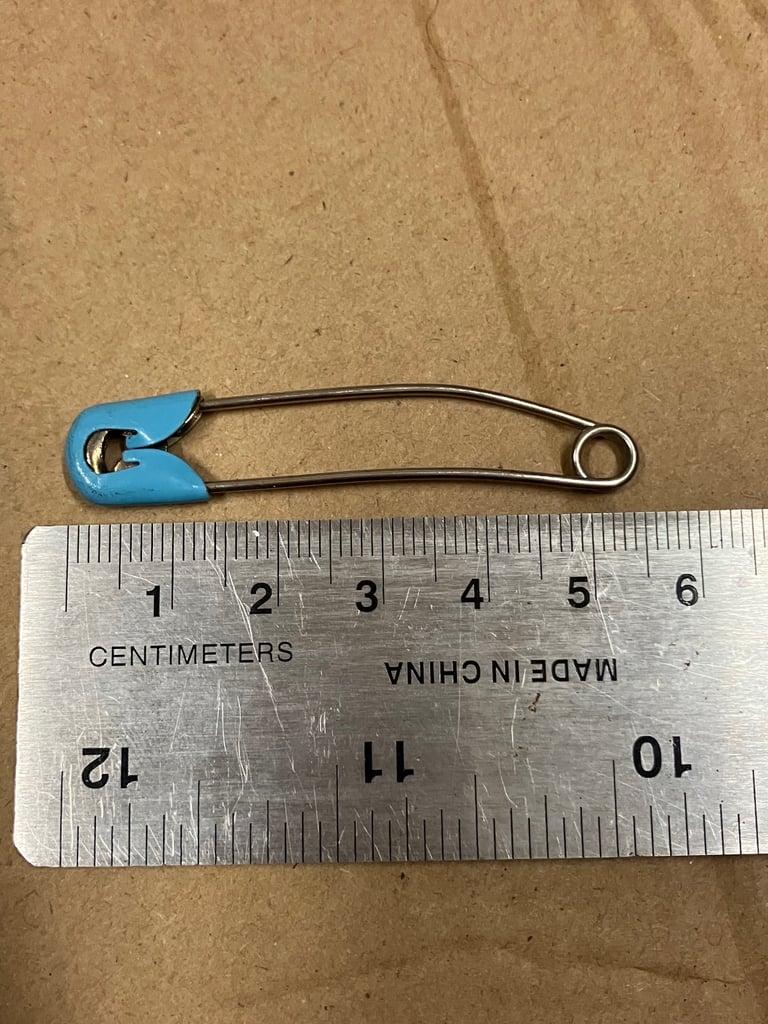 image for Safety pins 