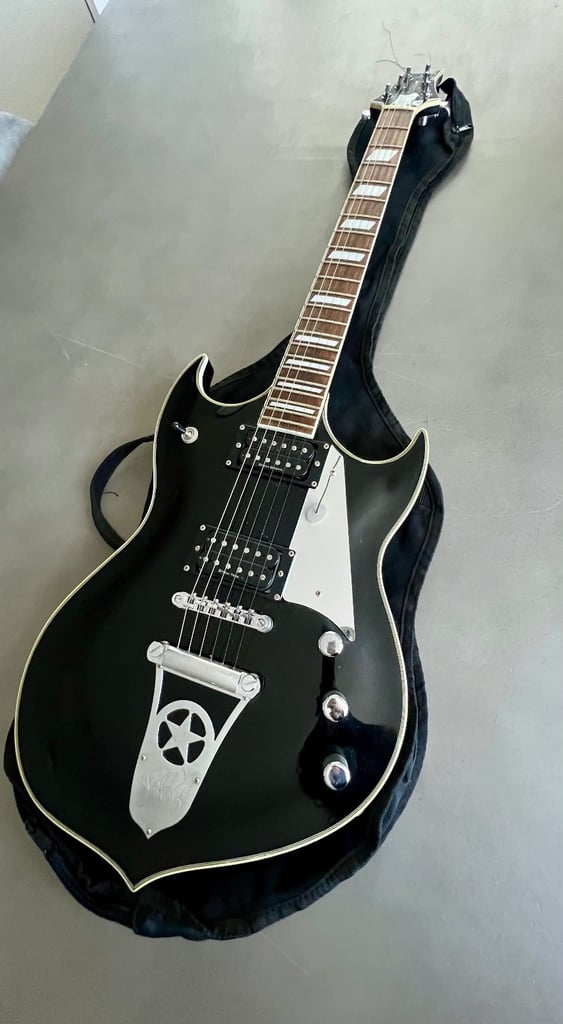 Paul Stanley Silvertone Signature Electric Guitar – Black | Iconic KISS Style