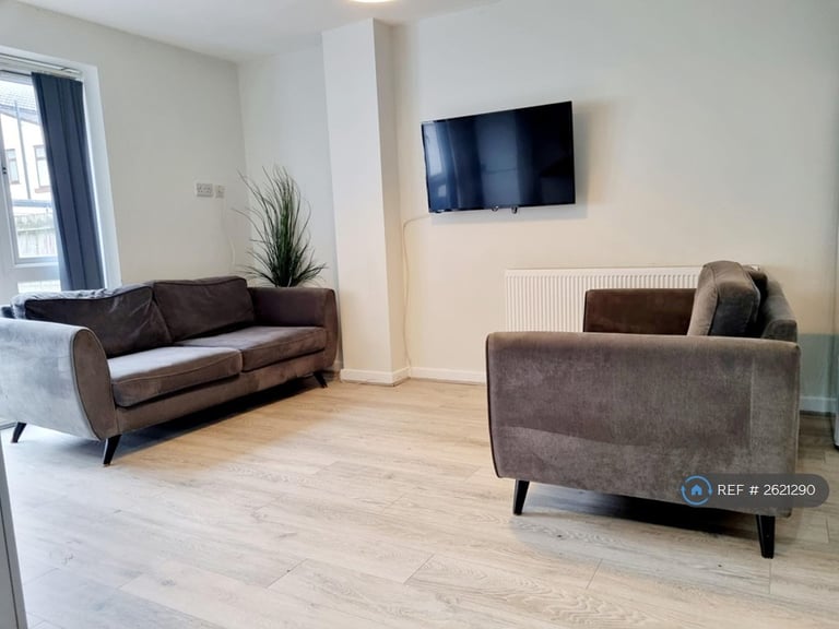 5 bedroom house in Liberty Street, Liverpool, L15 (5 bed) (#2621290)