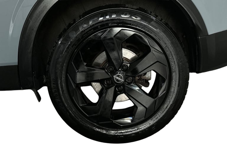 2023 Nissan Qashqai 102994 Hatchback Hybrid Automatic