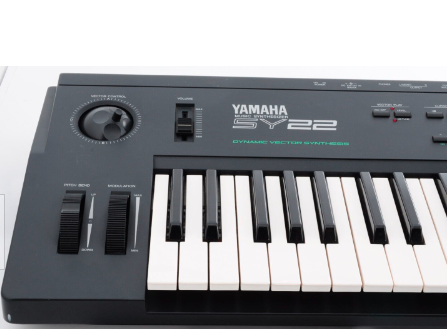 Yamaha SY22 Vintage Synth + 2 x yamaha MS202 Speakers Bundle