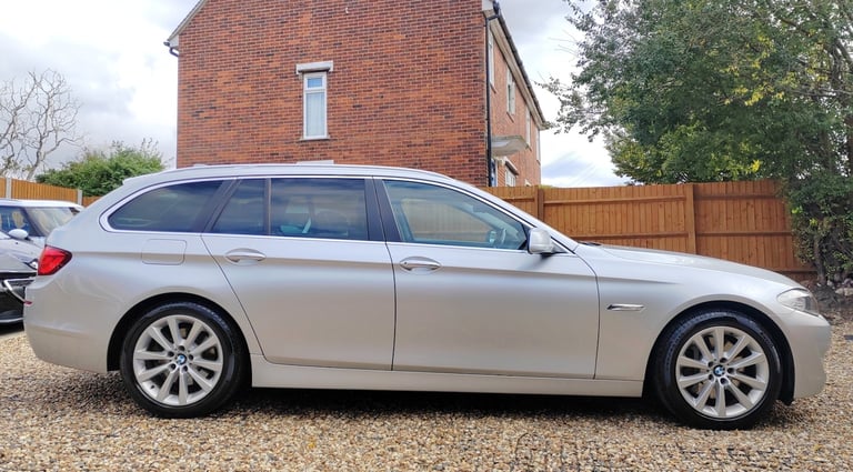 2011 BMW 5 Series 525d 3.0 SE 5dr ESTATE Diesel Automatic