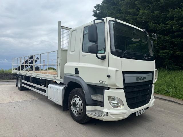 2016 66 DAF CF 330 Euro 6 sleeper cab caged drop side Hiab XS022 3 ext crane