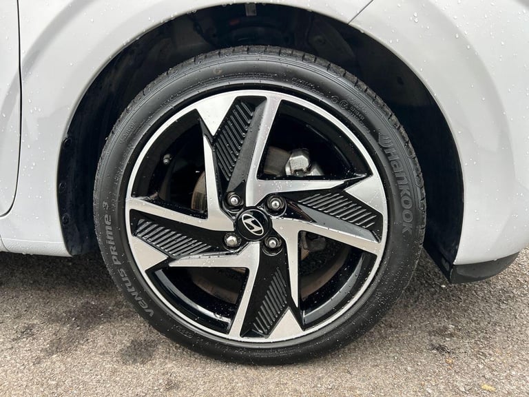 2024 Hyundai i10 1.0 Premium Hatchback 5dr Petrol Auto Euro 6 (s/s) (63 ps) Hatchback PETROL Auto...