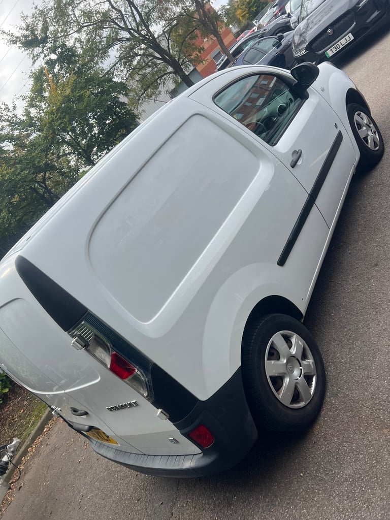 Renault, KANGOO, Panel Van, 2015, Automatic, 1 (cc)