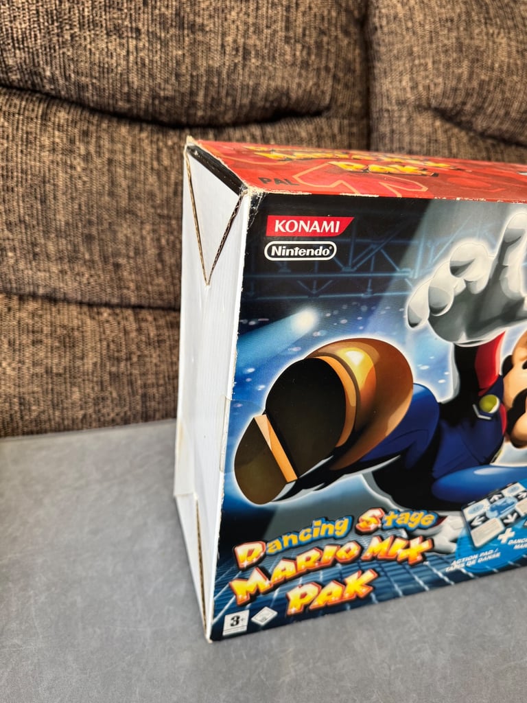 Dancing stage Mario mix pak Nintendo GameCube 