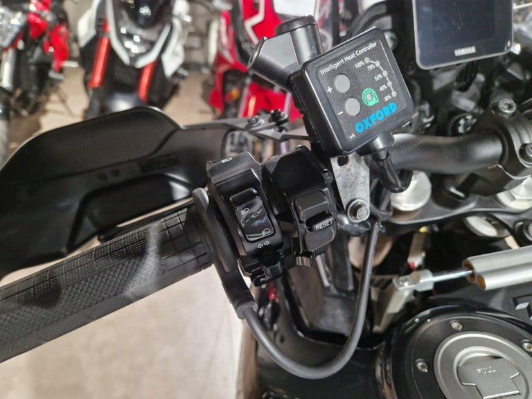 YAMAHA TENERE 700 WORLD RAID IN BLACK