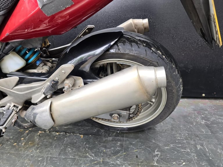 HONDA CBF 1000 A-8 PROJECT BIKE HPI CLEAR