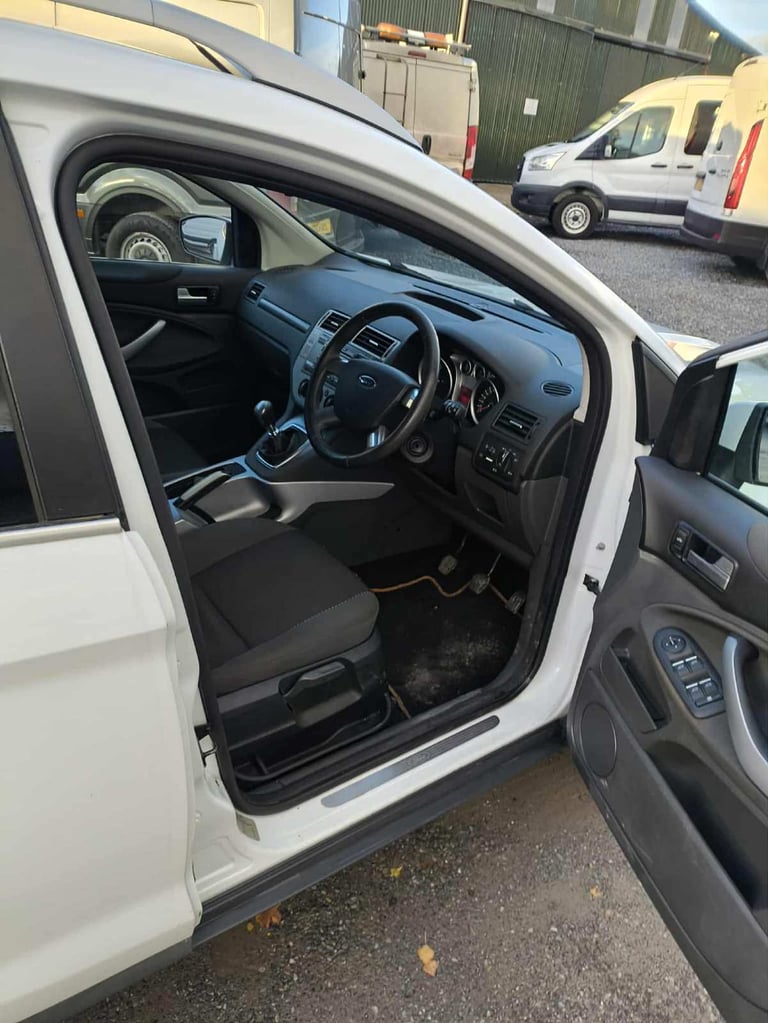 Ford, KUGA, Estate, 2010, Manual, 1997 (cc), 5 doors