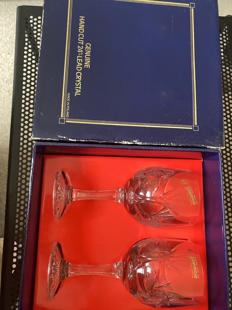 Poland crystal Wine glasses in box ( 2) unused gift)