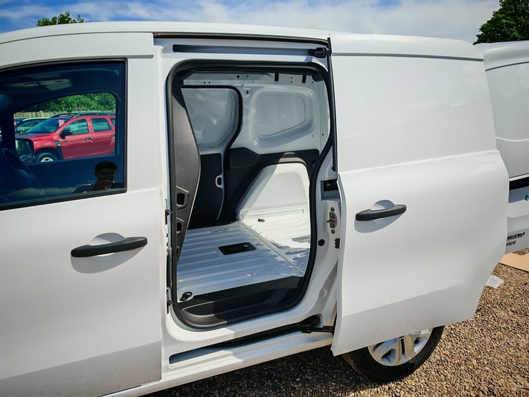 2025 Renault Kangoo ML19 90kW 44kWh Advance [Safety] Van Auto Van Electric Automatic
