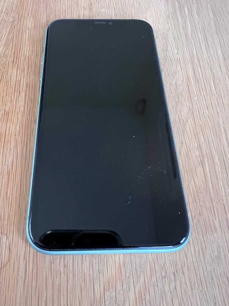 Apple iPhone 11, UNLOCKED, 64GB, Green -  Very Good Condition