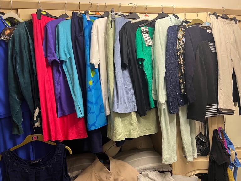 Large bundle of size 16 women’s clothes
