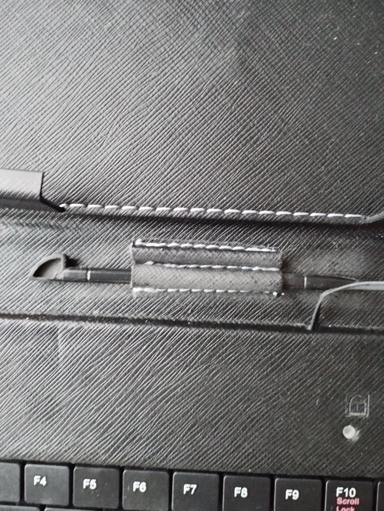 10” Tablet Keyboard case with USB & Built in Stand NEW