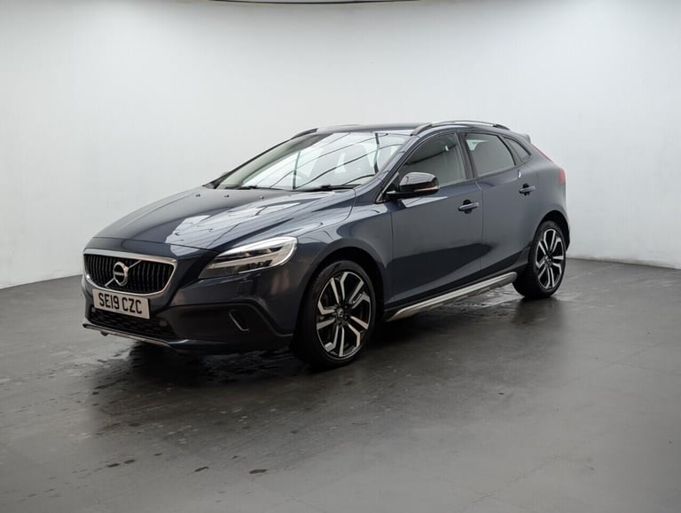 2019 Volvo V40 Cross Country 1.5 T3 Edition Hatchback 5dr Petrol Auto Euro 6 (s/s) (152 ps) 18'' ...