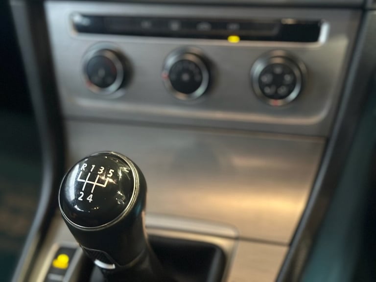 2014 14 VOLKSWAGEN GOLF 1.6 TDI BLUEMOTION TECH SE HATCHBACK 5DR DIESEL MANUAL E