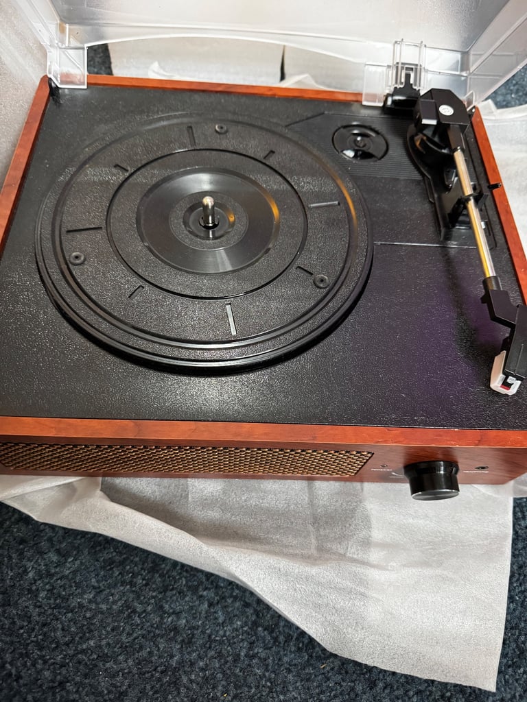 Record player & blue tooth from your phone