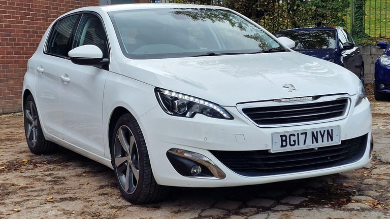 2017 Peugeot 308 1.2 PureTech Allure EAT Euro 6 (s/s) 5dr HATCHBACK Petrol Automatic