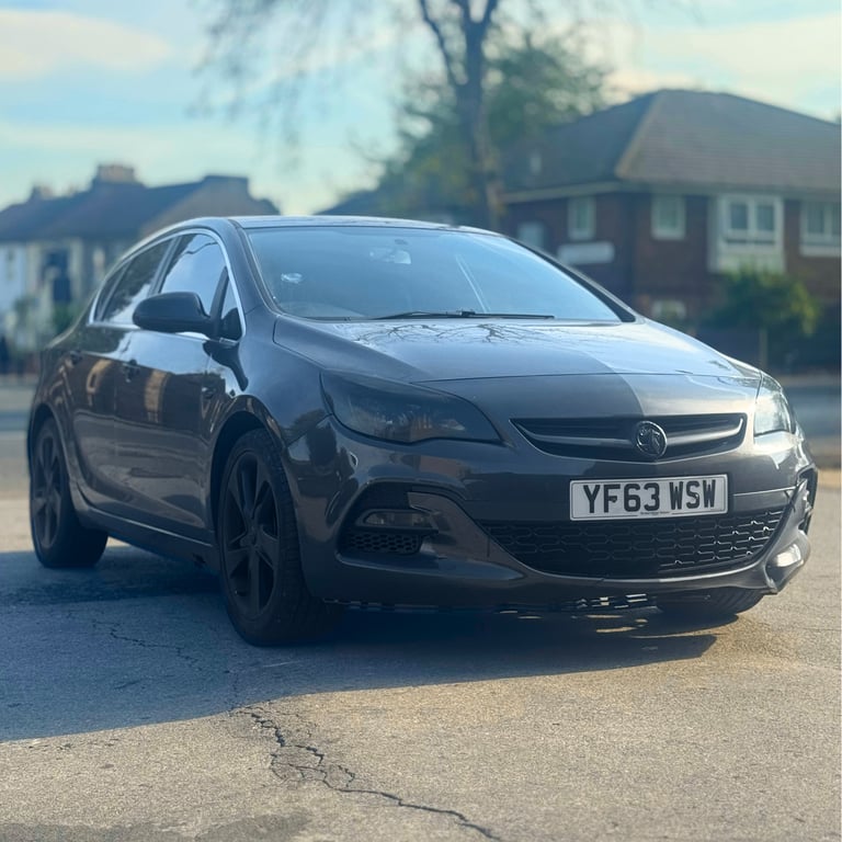 Vauxhall, ASTRA, Long MOT, Hatchback, 2014, Manual, 1364 (cc), 5 doors