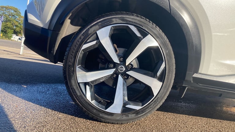2020 Nissan Juke 1.0 DiG-T N-Connecta 5dr Petrol Hatchback Hatchback Petrol Manual